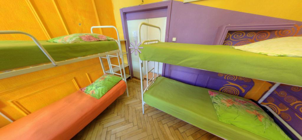 Yourhostel Olimpiyskiy Kyiv Exterior photo