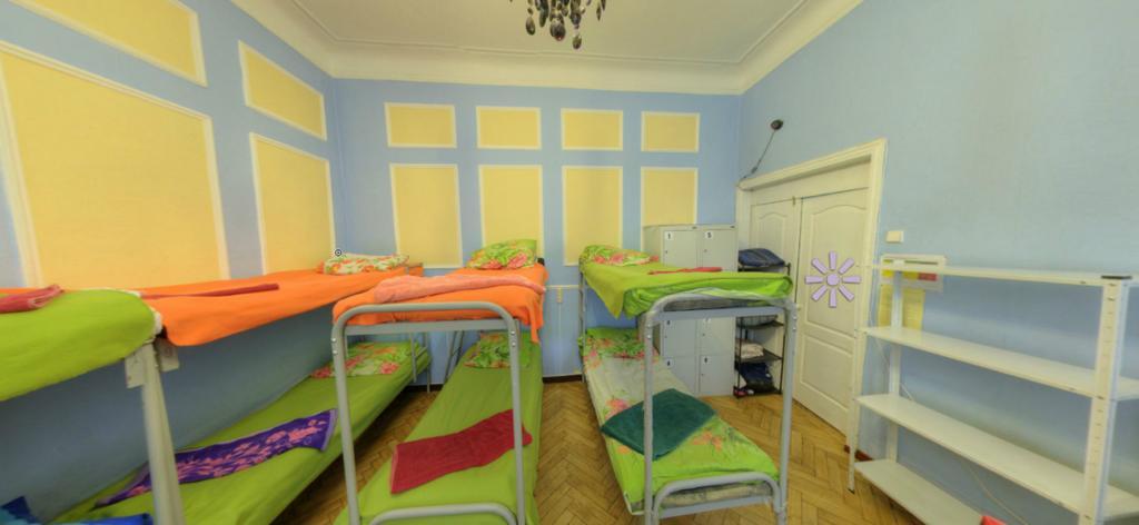 Yourhostel Olimpiyskiy Kyiv Exterior photo